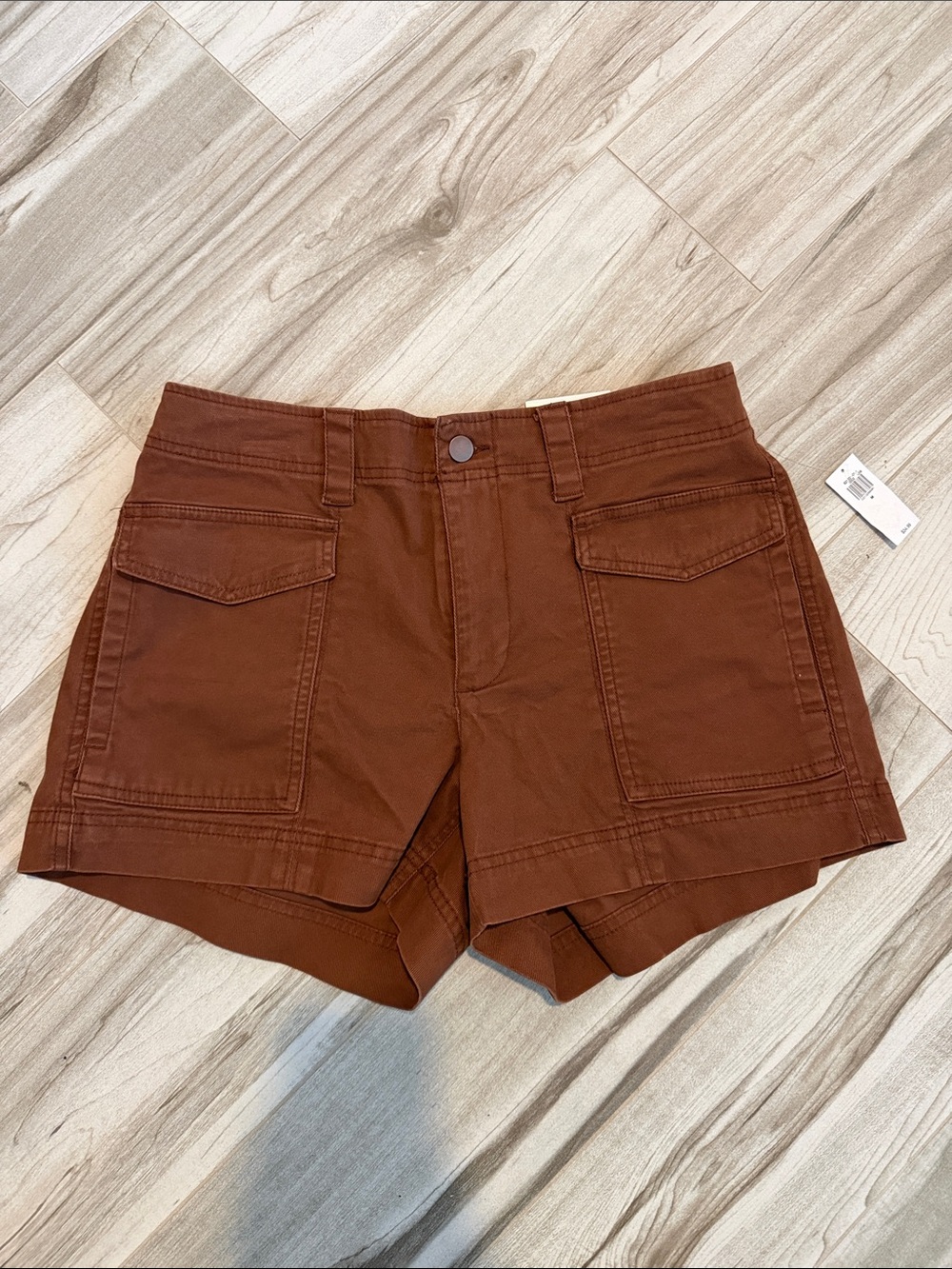 NWT Old Navy Brown Shorts 3.5” Inseam Size Medium